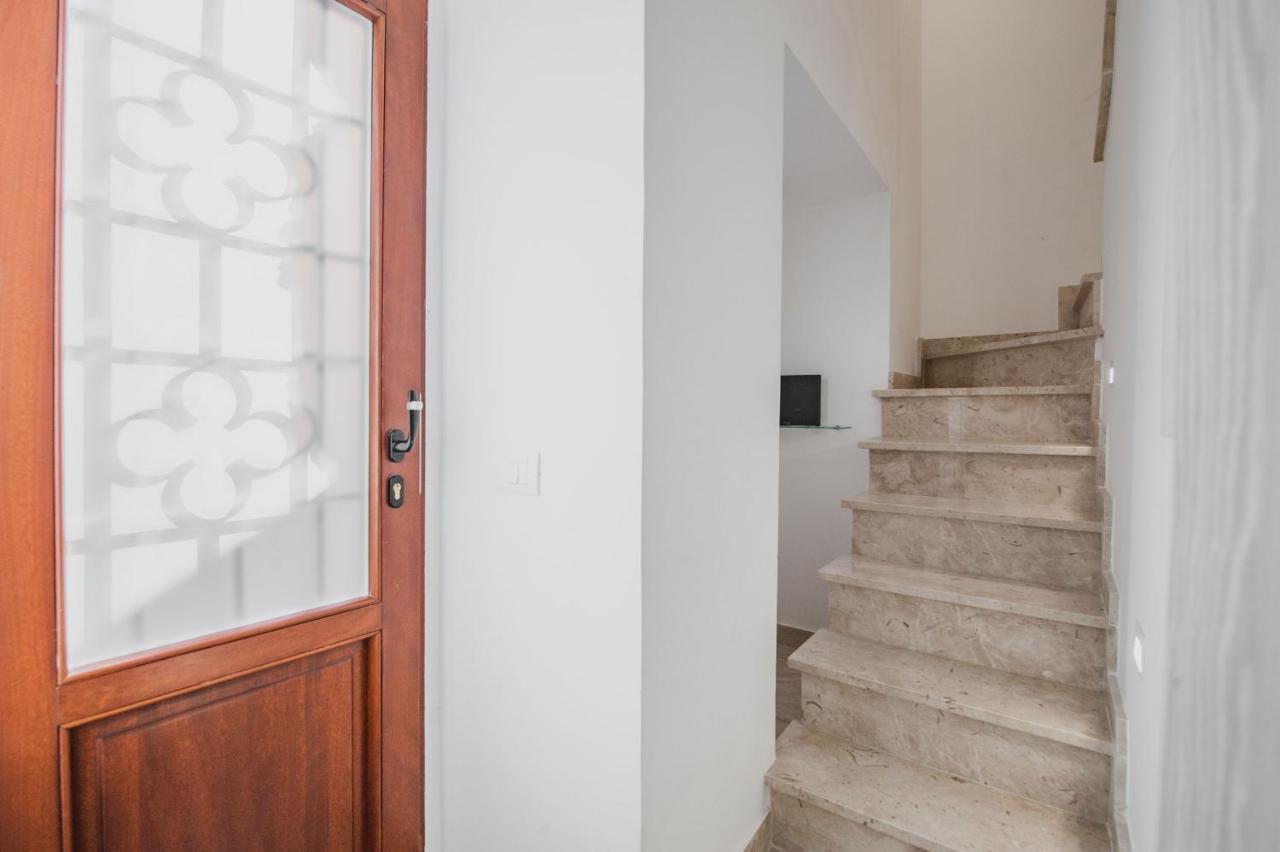 Апартаменты Modern Duplex With Balcony By Wonderful Italy Катания Экстерьер фото